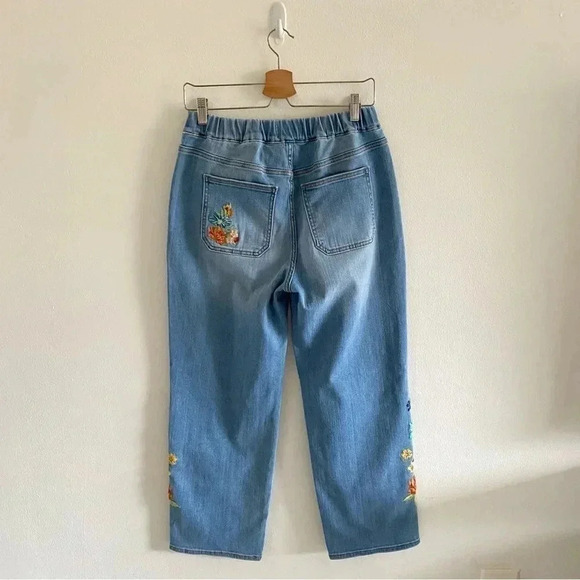 DRIFTWOOD Jeans Ruby Pull-On Relaxed Jean - Bouquet Sz Small - Picture 9 of 10